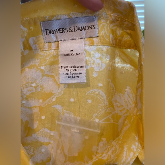Draper’s & Damons floral button up shirt. Resortwear Vacation beach coast medium - Picture 3 of 6